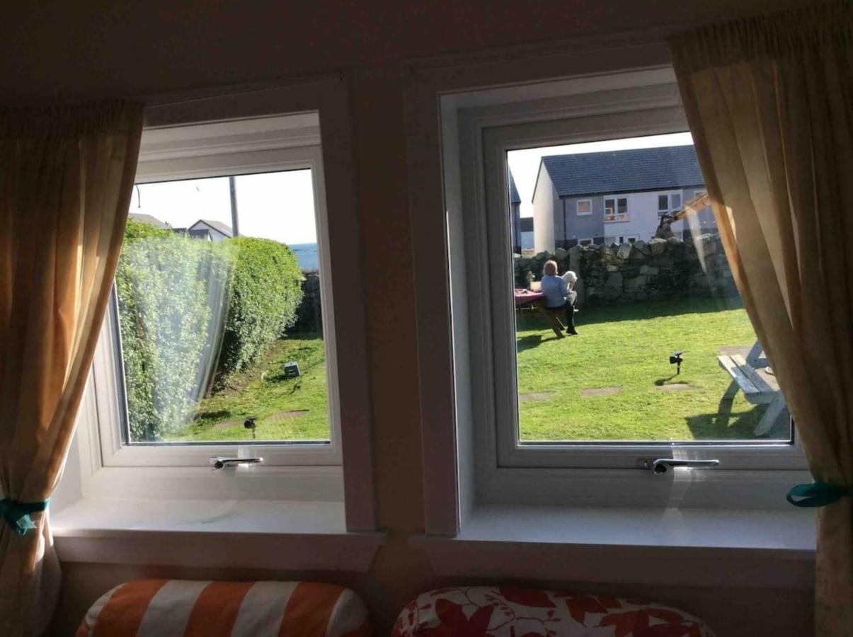 Quaint And Quirky Former Crofters Cottage In Port Ellen Exteriér fotografie