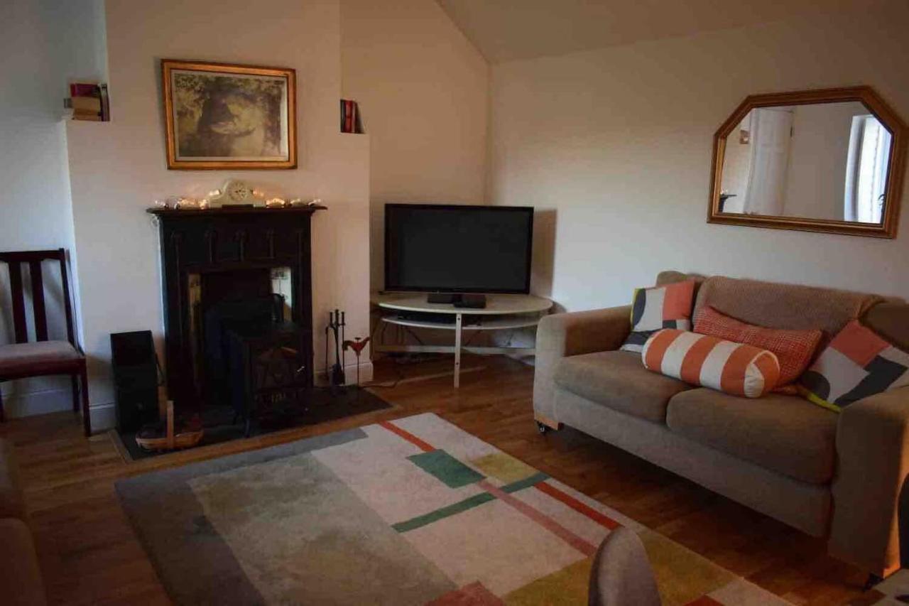 Quaint And Quirky Former Crofters Cottage In Port Ellen Exteriér fotografie