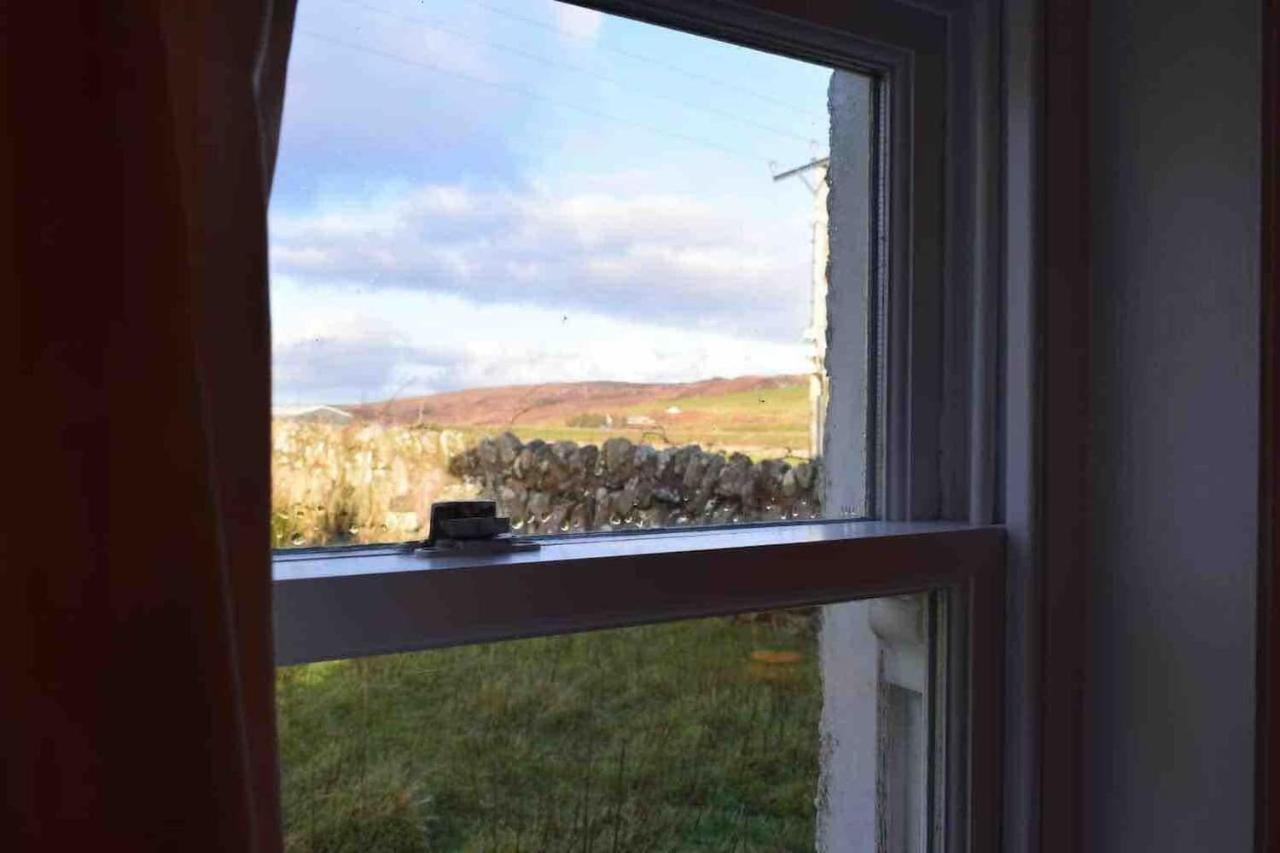 Quaint And Quirky Former Crofters Cottage In Port Ellen Exteriér fotografie
